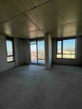 Продам 3 кім квартиру, готову до рмеонту в центральній частині міста - фото 1