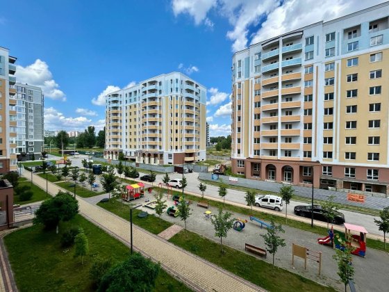 Трикімнатна квартира в Бучі. Газове опалення. Буча