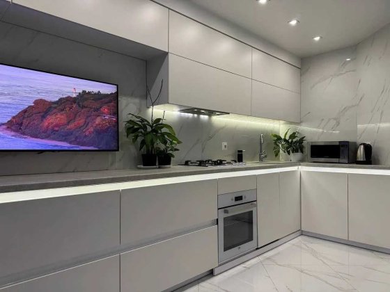 Продам! Дешево! Однокімнатна з ремонтом біля річки! Ивано-Франковск