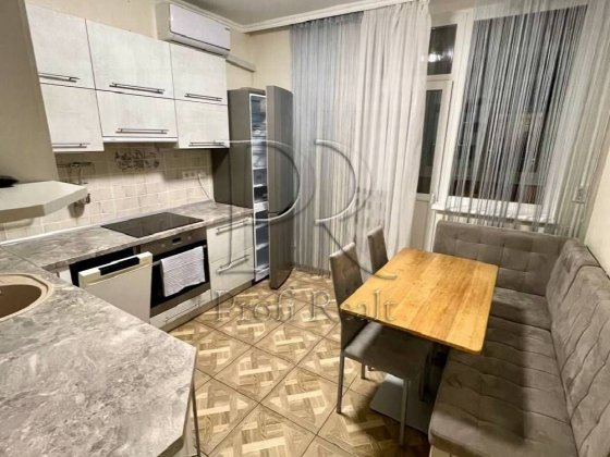 Продаж 1 кім кварт ГАРНИЙ РЕМОНТ Бровари/Палладіум/Петлюри Є-оселя Бровары