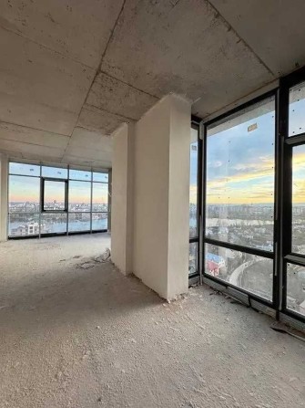 Продам Елітний видовий Пентхаус в ЖК Бізнес клас на березі озера - фото 1