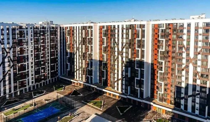 Продаж 1 кім. квартири біля Озера в престижному Житловому Комплексі - фото 1