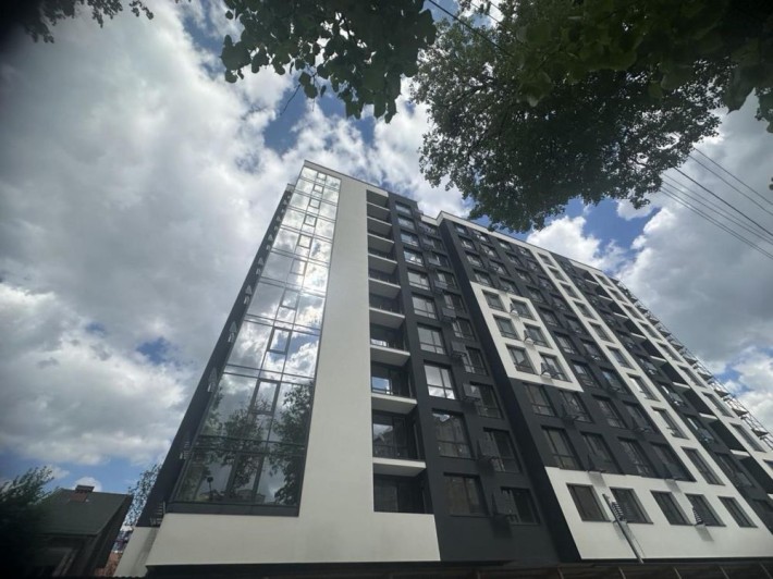 Компактна двокімнатна квартира в центрі міста по вул. Гарбарській - фото 1