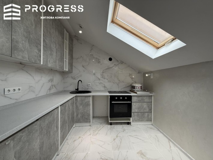 Продаж 2-кімнатної квартири мансарда ЖК "Містечко Центральне" - фото 1