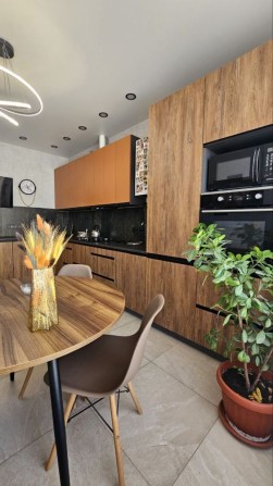 3кв з великою кухнею. Газ. ЖК Нові Метри Парк. Без комісії % - фото 1