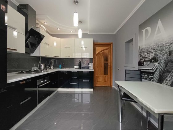 Продається сучасна ,стильна квартира Ивано-Франковск