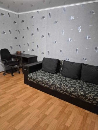 Продам 1 кімн. квартиру на Молодіжному, зуп. Героїв України. 19000 - фото 1