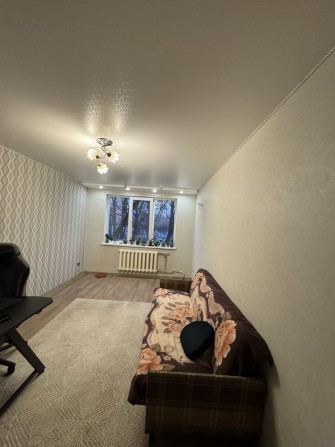 Продаж 3х кім.квартири в районі 25 колегіуму, 2 поверх. - фото 1