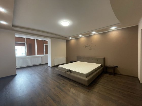 ТЕРМІНОВО! Продається 1,5 кім. квартира біля озера Ивано-Франковск