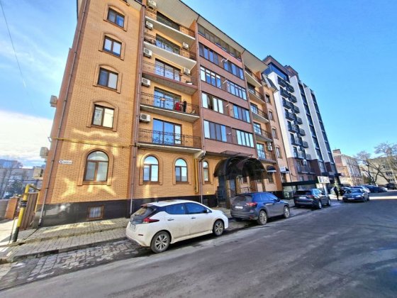 Ексклюзивна кв-ра 156 м2 самий центр - комфорт, простір та престиж Кременчуг