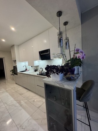 Простора двокімнатна квартира з ремонтом! Буча - фото 1