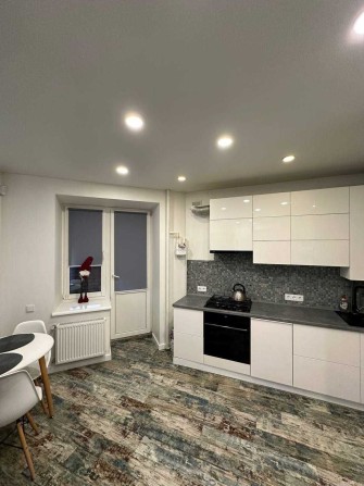 Квартира з дорогим якісним ремонтом! Центральний парк! Без комісії! - фото 1