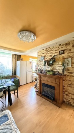 Квартира євро трикімнатна , Буча центр. Сертифікат, податок 2% - фото 1