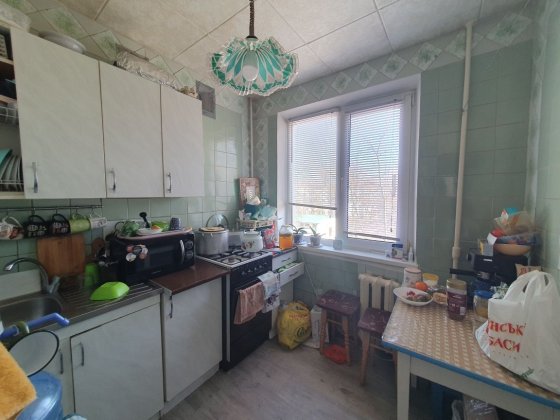 Продаж 3-кімнатної квартири на Молодіжному Кременчуг