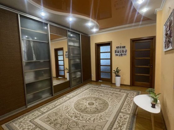 Продається 3-кімнатна квартира в Пасічній Івано-Франківськ