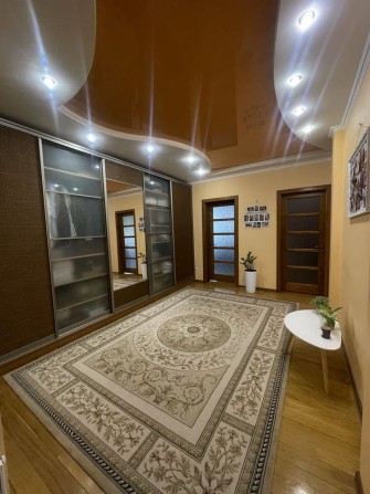 Продається 3-кімнатна квартира в Пасічній - фото 1