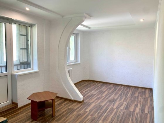 Продам 2х комнатную квартиру в районе 97-го квартала. Кривой Рог