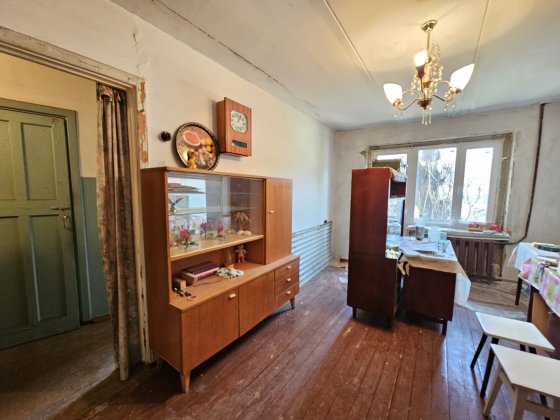 Продам 1но комн.кв-ру по ул.Галенко, 98 й квартал Кривий Ріг