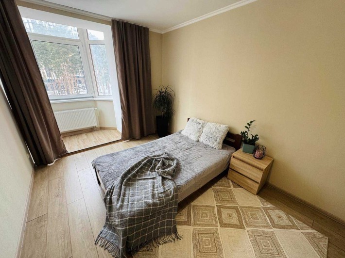 Продам велику 1-кімнатну квартиру біля Центрального Парку! - фото 1