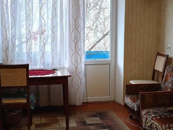Продам трикімнатну квартиру Кривой Рог