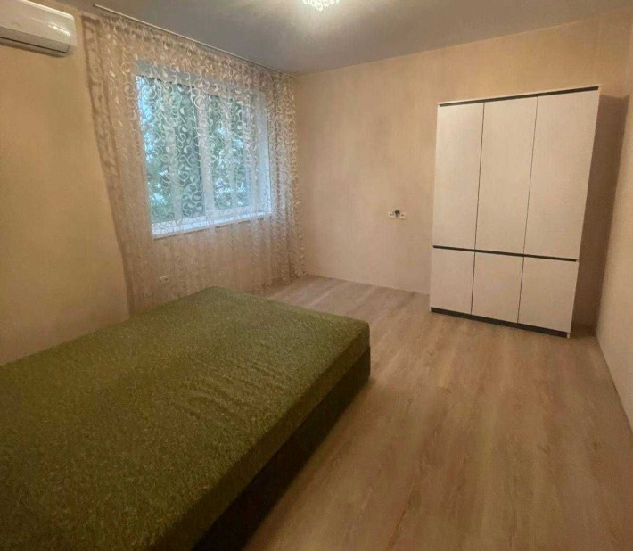 48000у.е. ЦЕНТР Бучі. 41м2 з ремонтом - фото 1