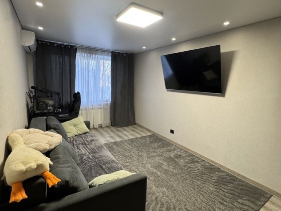 Продам 2-кімнатну квартиру Кривой Рог