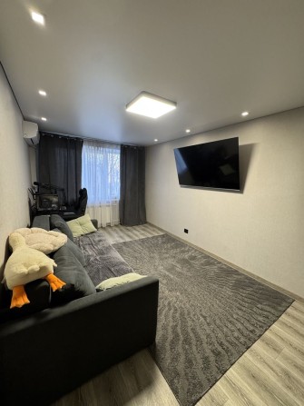 Продам 2-кімнатну квартиру - фото 1