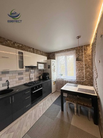 Продаж  3-кімнатної квартири на 2-му поверсі - фото 1