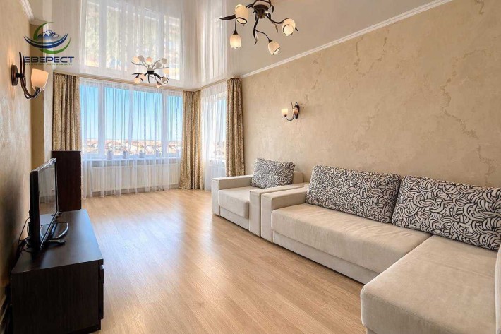 Продаж просторої дворівневої квартири - фото 1