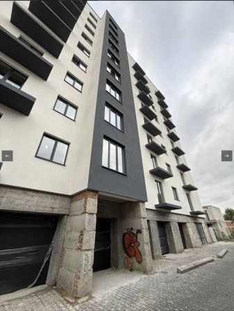 Власник 2км.квартира центральна частина - фото 1