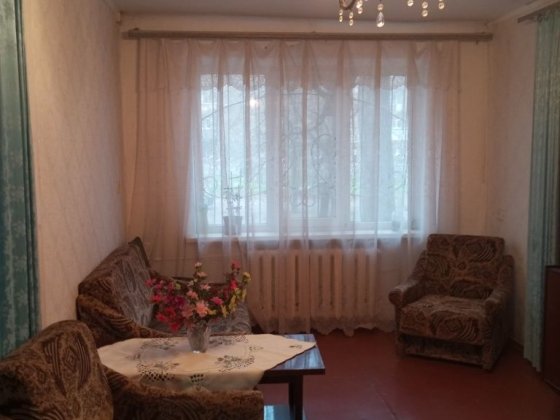 Продам 3 комнатную квартиру Металлургическом  районе Кривой Рог