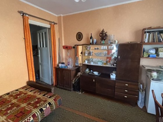 2 х кімнатна ( малогабаритна) Квартира. Район Раківка. Кременчуг