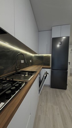 Продаж готовоі квартири новобудова недалеко від центру - фото 1