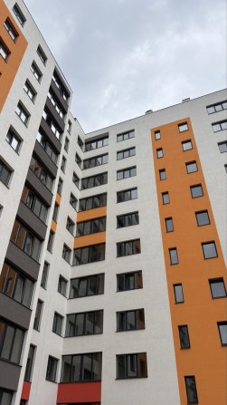 Продам однокімнатну квартиру ЖК закритого типу без комісіі - фото 1