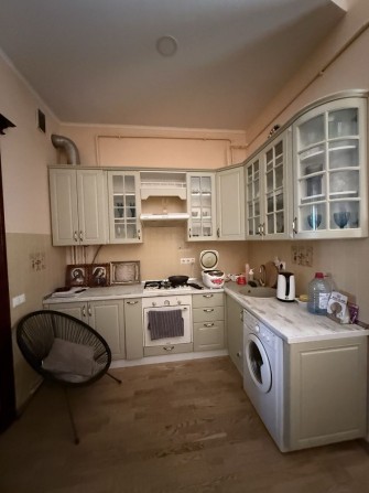 Центр міста!!! Велика однокімнатна квартира - фото 1