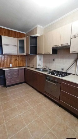 Три кімнатна квартира - фото 1