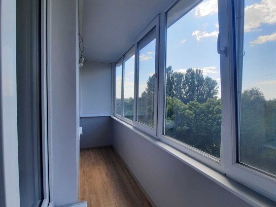 Продам 3-кімнатну квартиру по вулиці Конякіна Луцьк