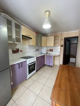 Продам 3к квартиру з меблями, технікою. Можна під програми державні - фото 1