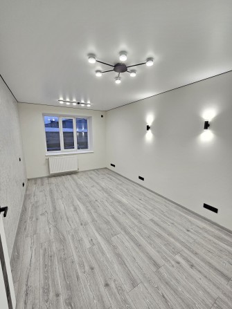 Продаж 1кімн.квартири з євроремонтом по вул.Височана на 2-му поверсі - фото 1
