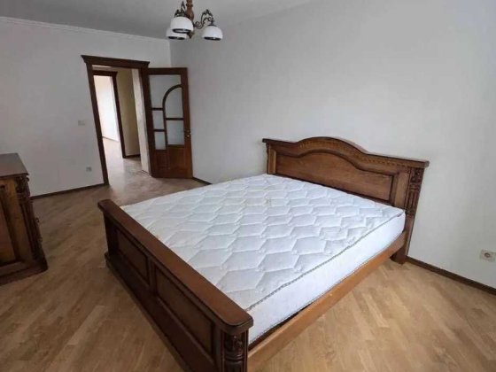 Продам 2 кім. з ремонтом та меблями Ивано-Франковск