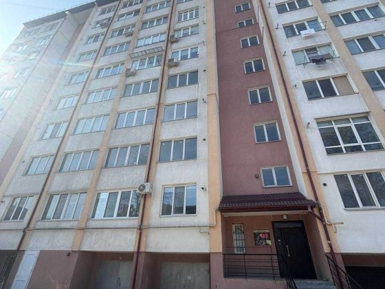 Продаж великої 3 кімнатної квартири в центрі м.Івано-Франківська_N Івано-Франківськ