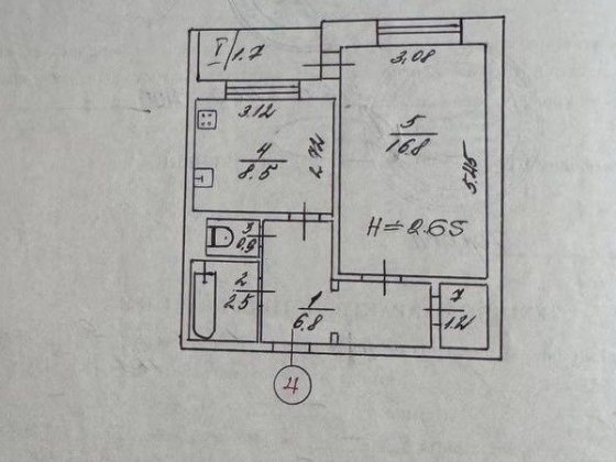 Продаю 1 кімнатну квартиру на Восточном- 3 Кривий Ріг
