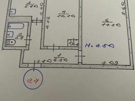 2-кімнатна по Тесленка 17. Олімп Кривой Рог