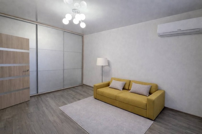 1к квартира в центрі Ірпеня 2%-оф.Держ.прог.-ТАК - фото 1