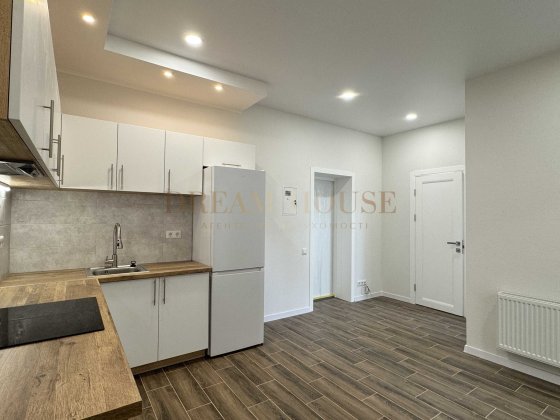 Повноцінна 2-кімнатна біля центрального парку. Газ. Оформлення 2%