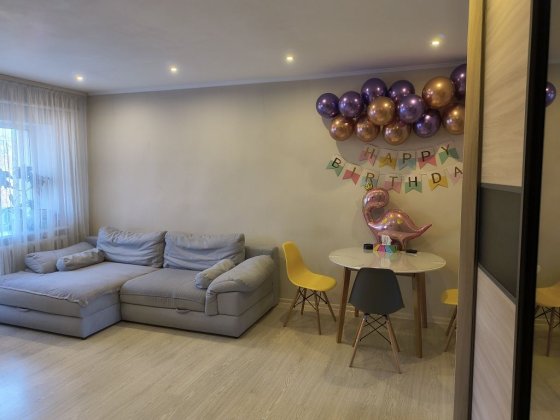 Продаж 2к квартири р-н РЦ Промінь ВЛАСНИК
Продаж 2к квартири р-н РЦ Пр Луцьк