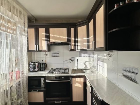 Квартира 2-кімн. з ремонтом в р-ні Відродження Луцьк