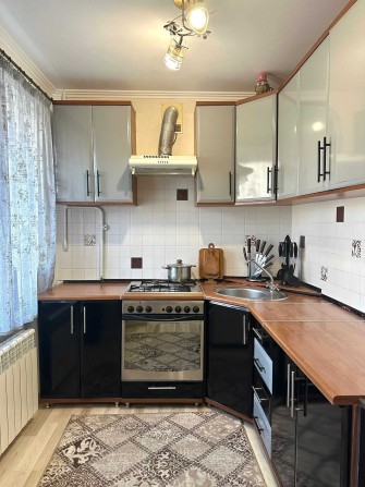 Продаж 2 кімнатної квартири перепланованої з 3 район Відродження - фото 1