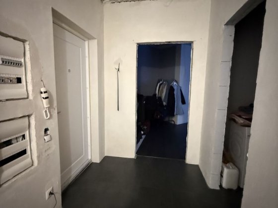 Велика двокімнатна квартира  з індивідуальним газовим опаленням. Держп Буча