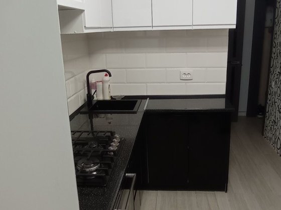 Продам 2-х комнатную квартиру на Юбилейной. 200- лет Кривому рогу 5. Кривой Рог